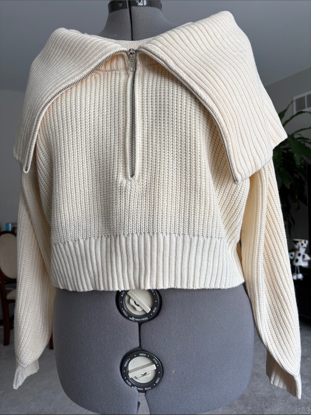 Eloquii Cream Off-the-Shoulder Zip Ribbed Sweater